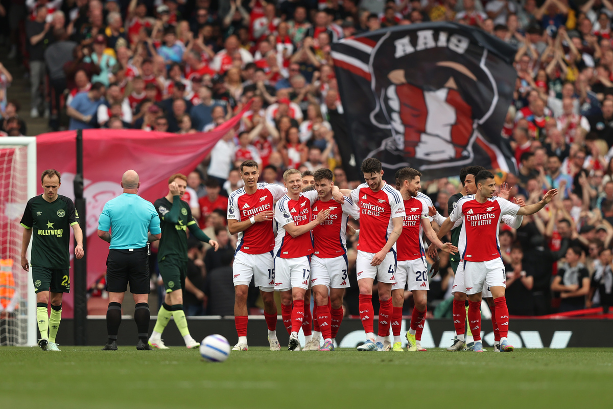 罗马诺：恰20不可能冬窗转会，未来2-3个月他会和国米谈未来（罗马诺：恰20冬窗不会离队，未来两三个月将与国米商谈前景）