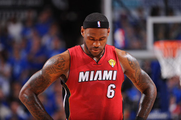 给老大哥先打个样？欧青联国米5-0狂胜利物浦（替一队先立威？欧青联国米5-0大胜利物浦）