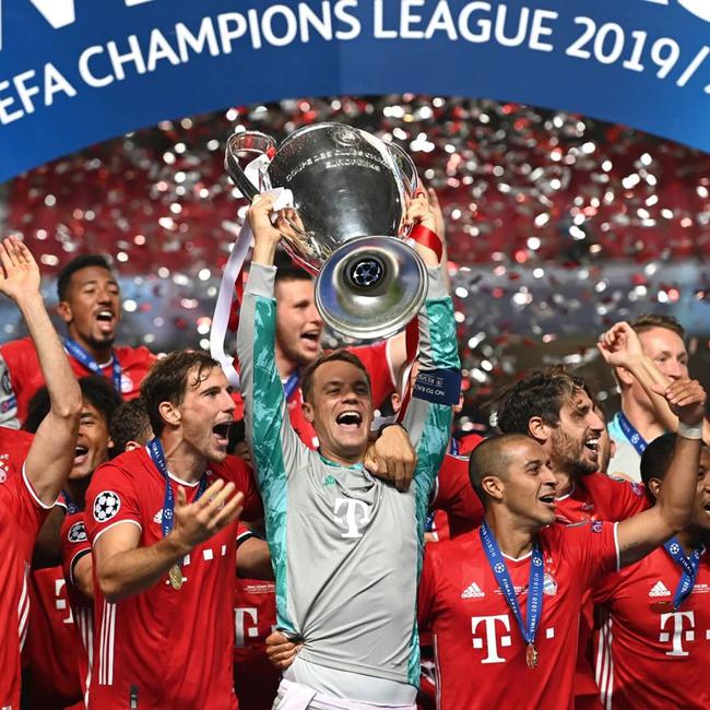 半场战报：格拉斯哥流浪者0-2罗马，佩莱格里尼、苏莱破门（半场：罗马2-0领先格拉斯哥流浪者，佩莱格里尼与苏莱建功）