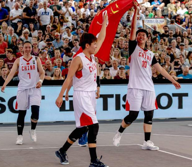 斯基拉：米兰于上周联系了加蒂经纪人，不过尤文暂无出售计划（斯基拉：米兰上周接洽加蒂经纪人，尤文目前无出售意向）