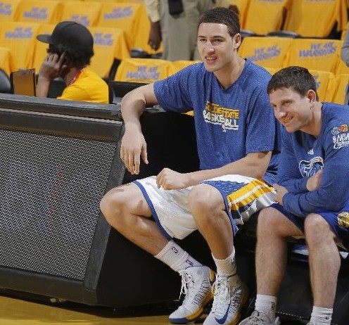 就在今天，12月8日凌晨！中超传来了青岛西海岸、武汉三镇和海港的新消息（12月8日凌晨，中超最新消息：青岛西海岸、武汉三镇与海港传来新动向）