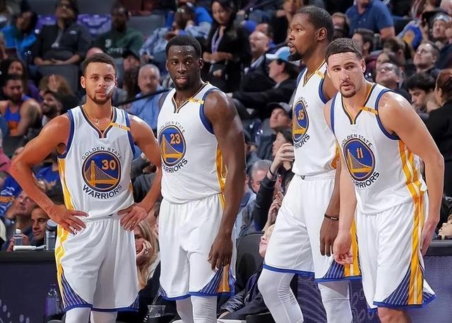 马刺117-102赛季三杀雷霆，文班19+11，福克斯29分（马刺117-102赛季横扫雷霆，文班19分11篮板，福克斯29分）