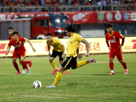 欧塞尔主席周云杰：我想把欧塞尔打造成中国足球出海的桥头堡（欧塞尔主席周云杰：要把欧塞尔打造为中国足球走向世界的前沿阵地）