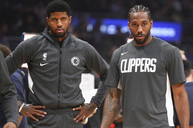 邮报：特朗普送C罗一把白宫金钥匙，该礼物专为特别宾客准备（邮报：特朗普向C罗赠送白宫金钥匙，此礼仅供特别来宾）