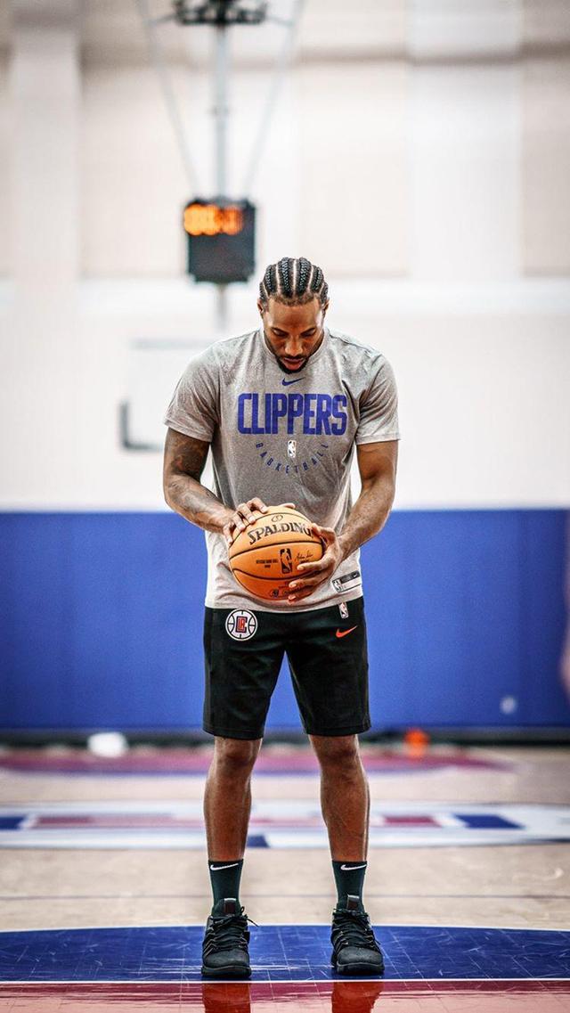 雷霆更新伤病报告：哈滕复出一场后再次缺席，雷霆4人缺阵（雷霆伤病名单更新：哈滕复出一战后再度休战，球队4人缺阵）